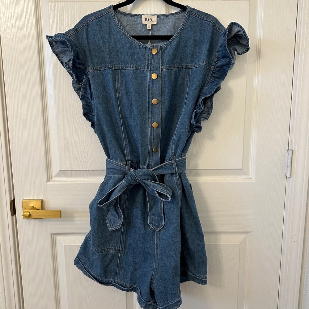 BIBI Ruffle Sleeve Shorts Denim Jean Romper - XL - New with Tags